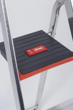 Lima Huishoudtrap 6-treeds -WerkPro Verkoopwinkel 800x1200 92