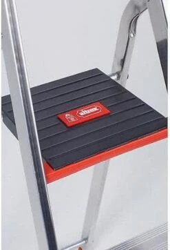 Altrex Lima Huishoudtrap 4 Treden - Werkhoogte 2.80m -WerkPro Verkoopwinkel 818x1200 3