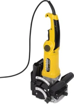 Powerplus POWX1310 Freesmachine - 900W - Lamellenfrees - Diepte En Hoogte Meter, Incl. Opvangzak 15 Powerplus POWX1310 Freesmachine - 900W - Lamellenfrees - Diepte En Hoogte Meter, Incl. Opvangzak -WerkPro Verkoopwinkel 858x1200 2