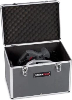 Powerplus POWESET4 Elektrische Cirkelzaag - 1200W - Zaagblad 185mm - Incl. Parallelgeleider, Stofafzuigingaansluiting, Aluminium Gereedschapskoffer En 4 Cirkelzaagbladen Hout -WerkPro Verkoopwinkel 863x1200 1