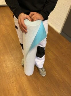 Perfect Cover® Damp-open - 100cm X 25m - Zelfklevend Afdekvlies - Bescherm Uw Vloer Tijdens Het Klussen - Vloer Bescherming - Trap Bescherming - Klussen - Schilderen - Stucadoor - Variant Stucloper -WerkPro Verkoopwinkel 899x1200 49