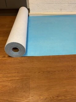 Perfect Cover® Damp-open - 100cm X 25m - Zelfklevend Afdekvlies - Bescherm Uw Vloer Tijdens Het Klussen - Vloer Bescherming - Trap Bescherming - Klussen - Schilderen - Stucadoor - Variant Stucloper -WerkPro Verkoopwinkel 899x1200 52